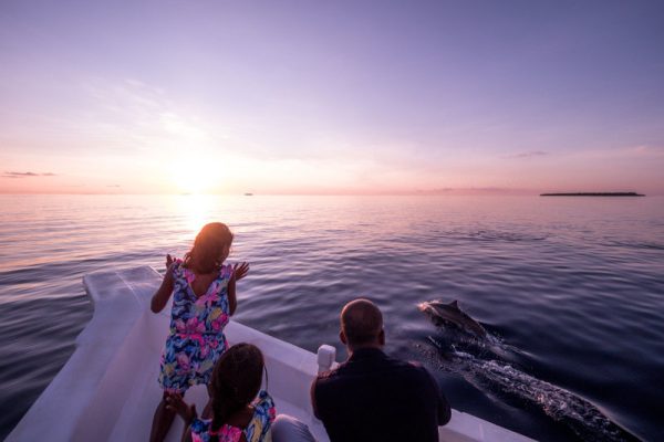 Excursion dauphins coucher de soleil © Alicia Warner - Soneva Fushi